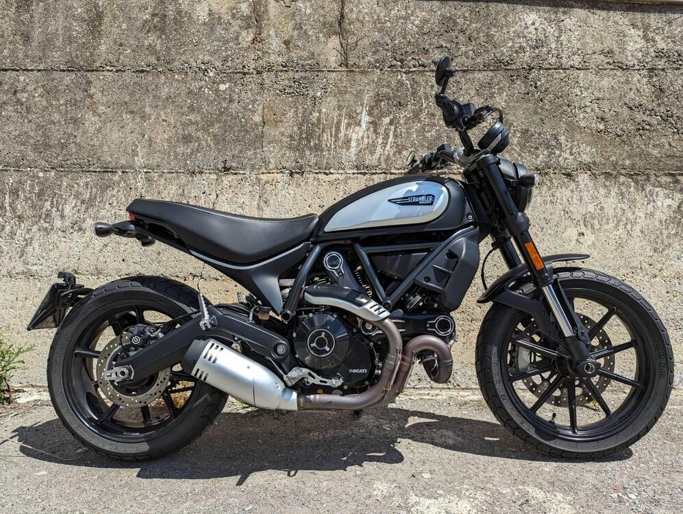 Ducati Scrambler 800 Icon Dark (2020)