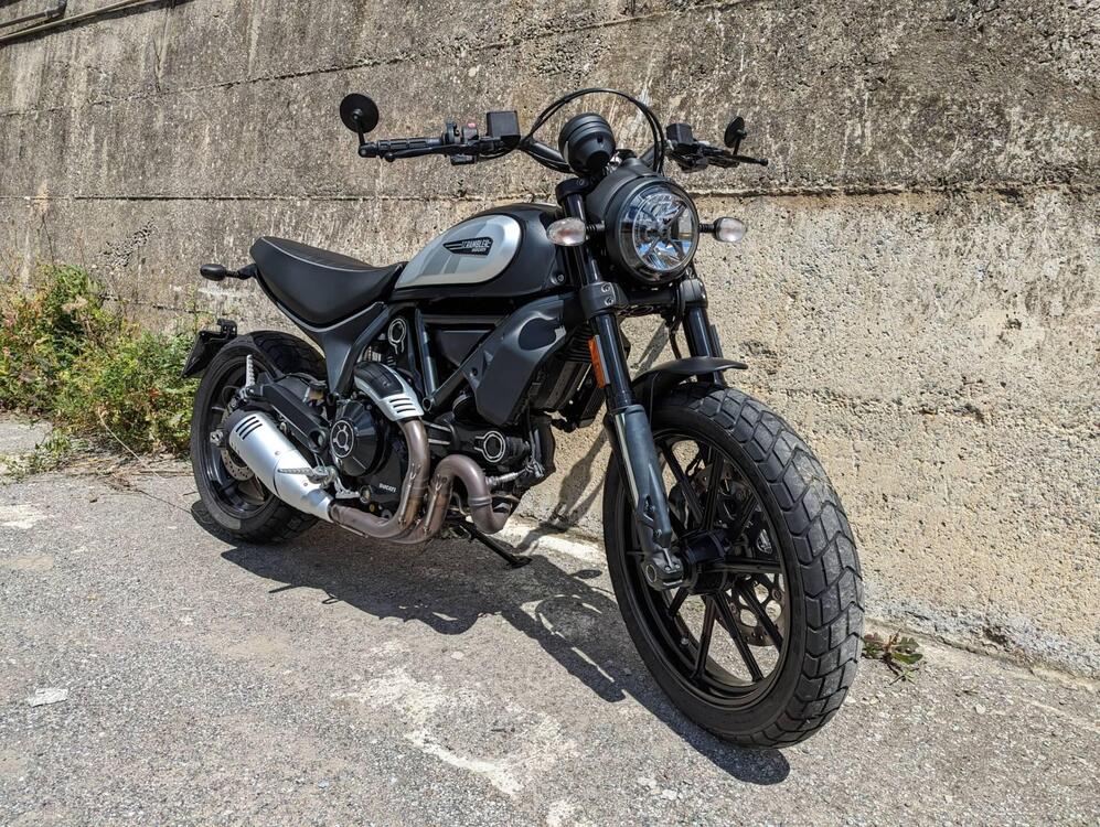 Ducati Scrambler 800 Icon Dark (2020) (2)