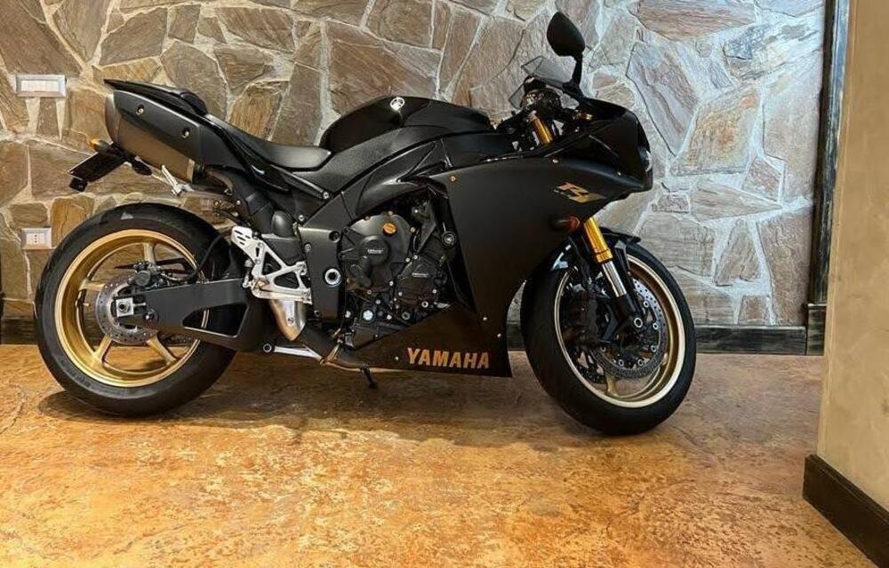 Yamaha YZF R1 (2009 - 11) (2)