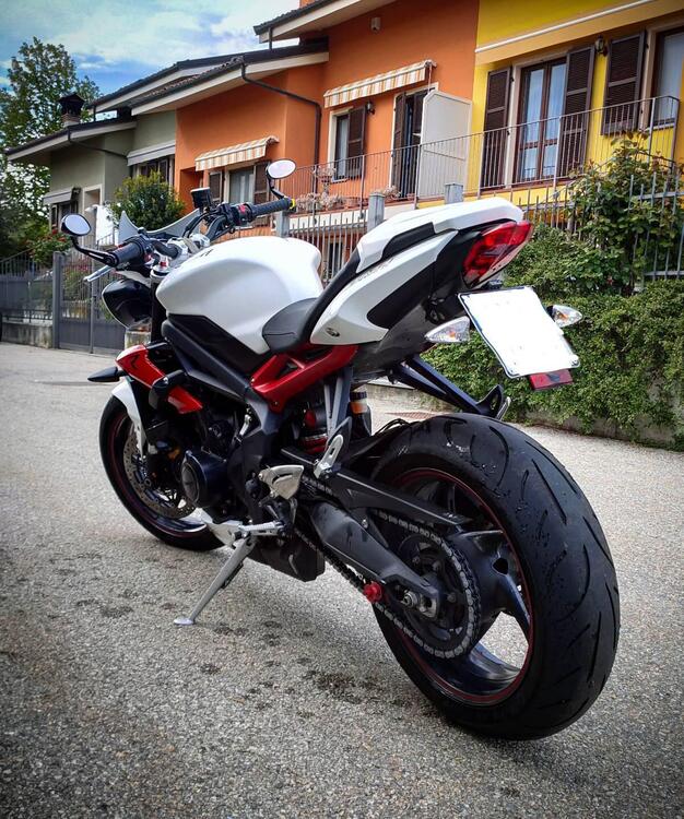 Triumph Street Triple R ABS (2013 - 17) (2)