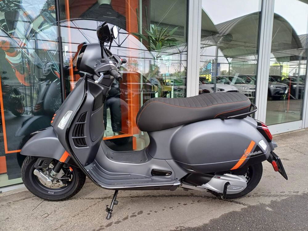 Vespa GTS 300 Super Sport (2023 - 24) (3)