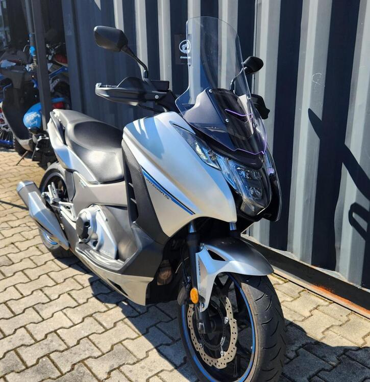 Honda Integra 750 DCT (2016 - 17) (3)