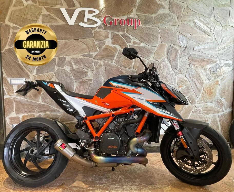 KTM 1290 Super Duke RR (2021) (3)