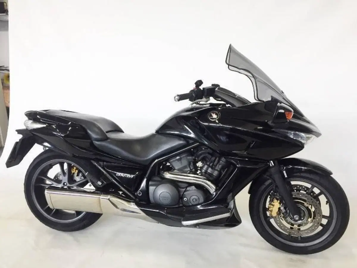 Honda DN-01 (4)