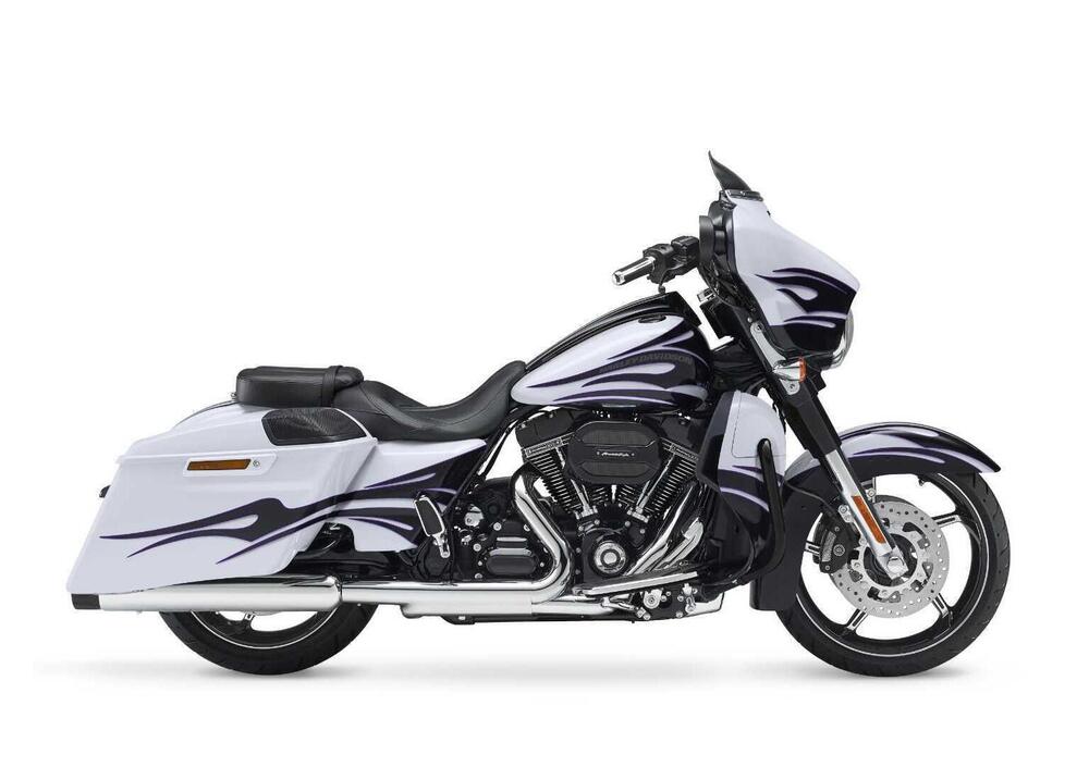 Harley-Davidson 110 Street Glide (2016) - FLHXSE