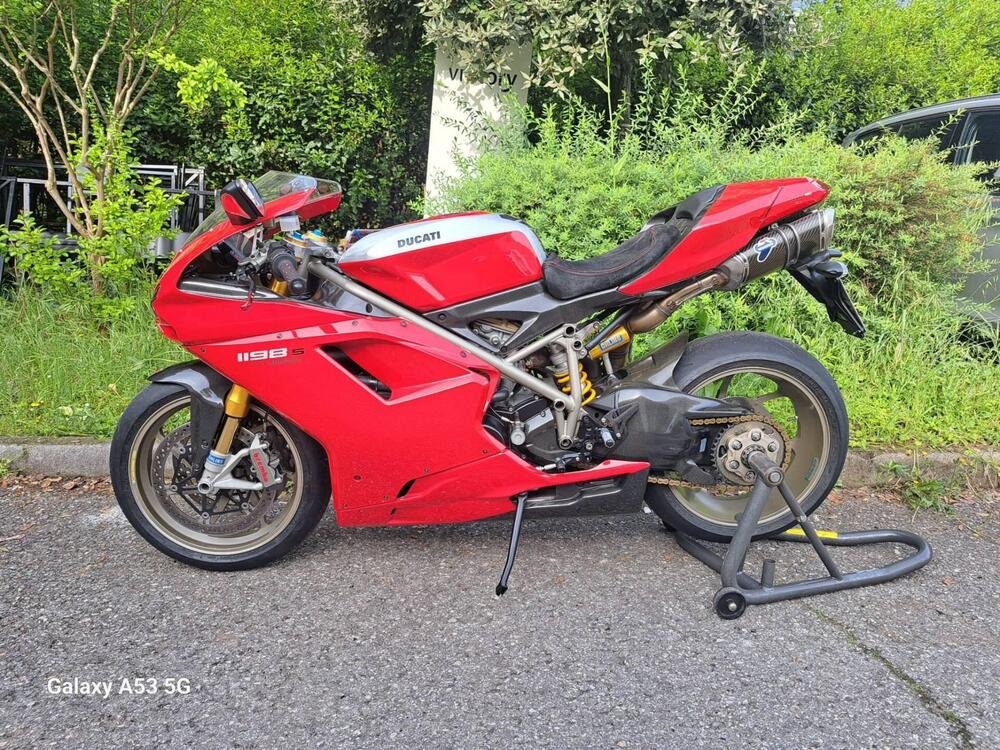 Ducati 1198 S (2)