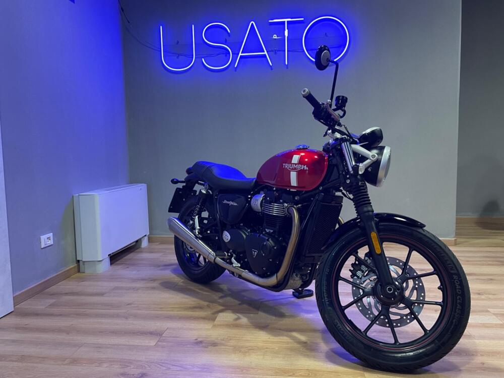 Triumph Street Twin 900 (2017 - 18)