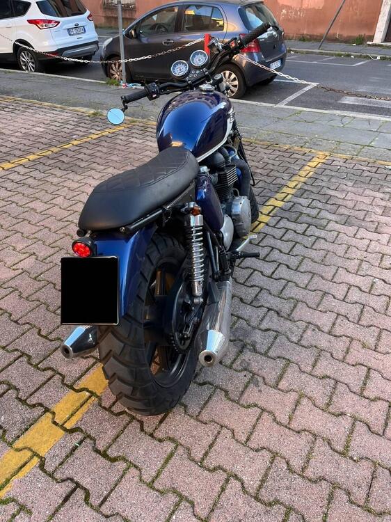 Triumph Bonneville SE (2009 - 13) (3)