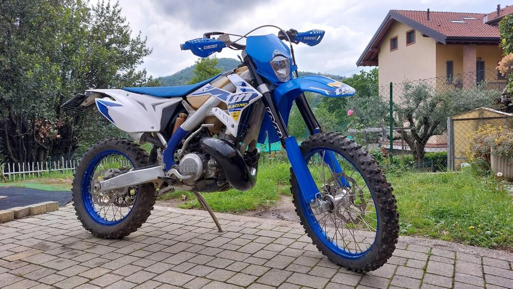 Tm Moto EN 300 (2015) (2)