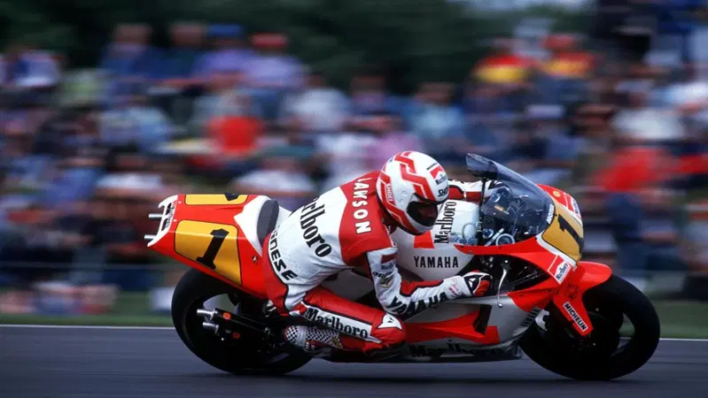 Come cambia la tecnica di guida dalla 500 alla MotoGP? Con l'Ing Bernardelle e Nico Cereghini [VIDEO]