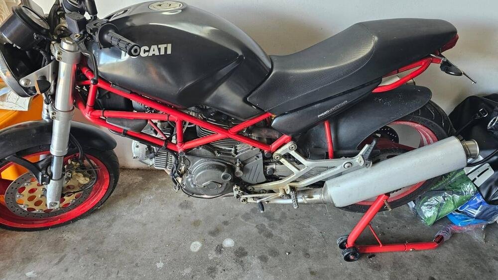Ducati Monster 600 Dark (1998 - 01) (3)