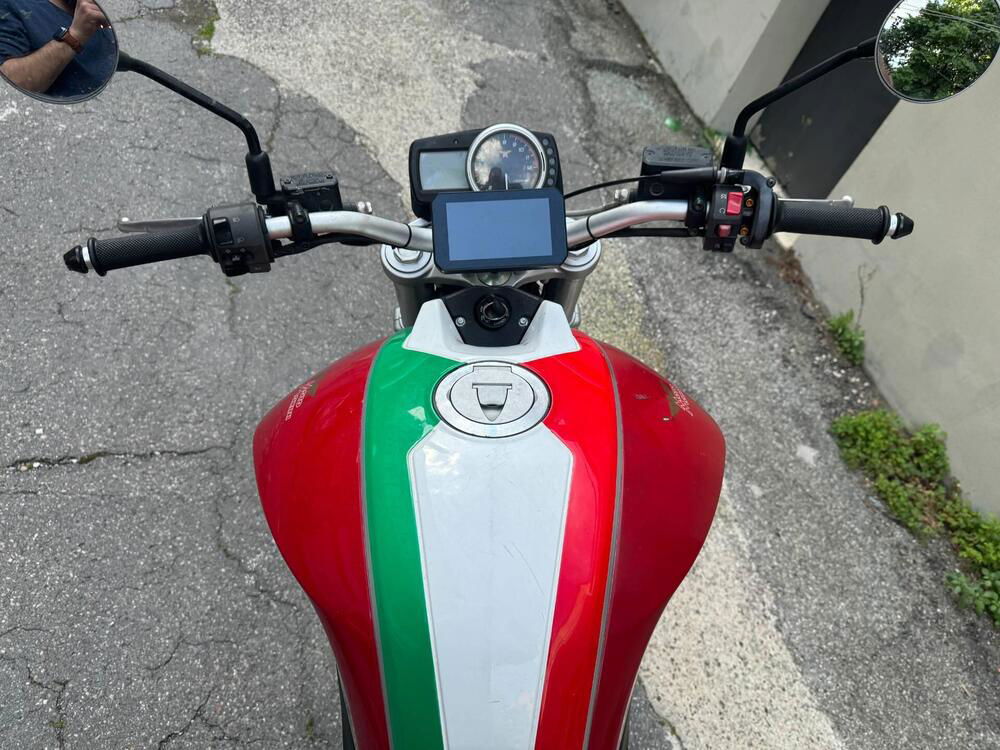 Moto Morini 9 1/2 (2006 - 13) (3)