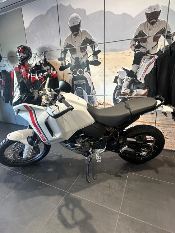 Ducati DesertX (2022 - 24) (5)