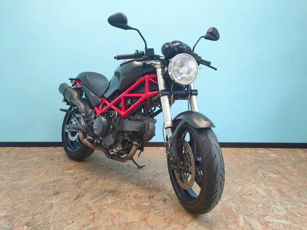 Ducati Monster 695 (2006 - 08) (2)