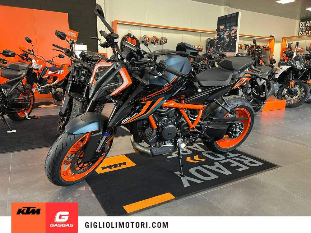 KTM 1290 Super Duke R Evo (2022 - 23)