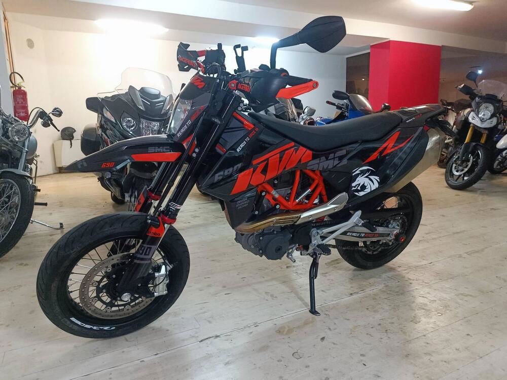 KTM 690 SMC R (2019 - 20) (3)