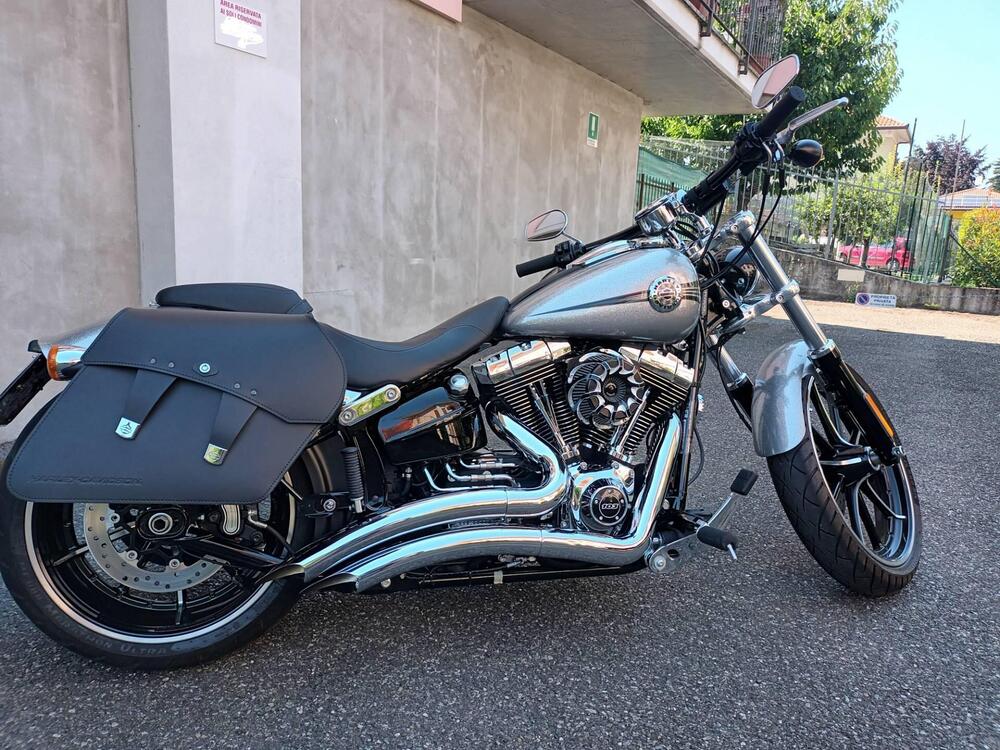 Harley-Davidson 1690 Breakout (2013 - 17) - FXSB (5)