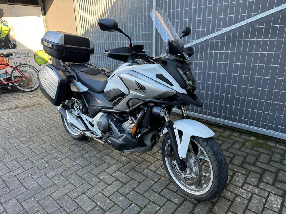 Honda NC 750 X DCT ABS Travel Edition (2016 -17) (2)