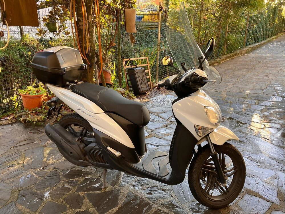 Yamaha Xenter 125 (2015 - 17) (2)