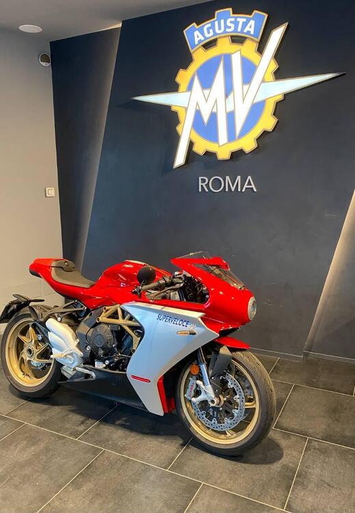 MV Agusta Superveloce 800 (2021 - 24) (4)