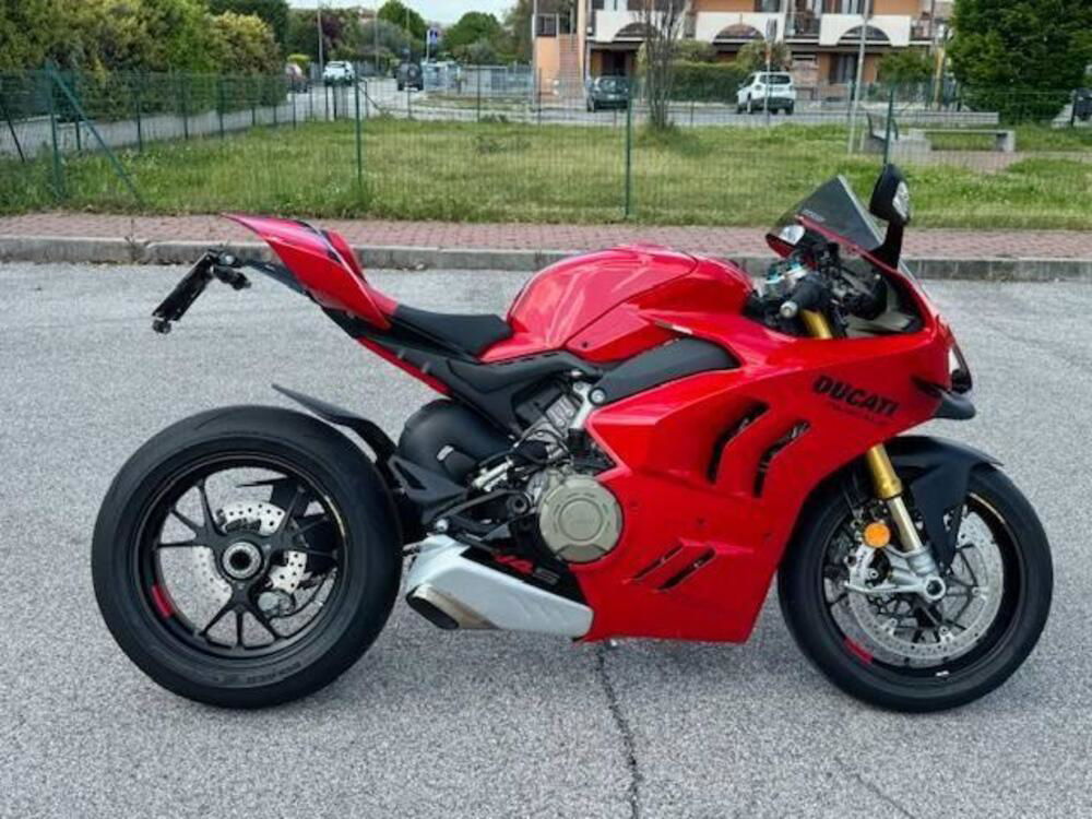 Ducati Panigale V4 S (2022 - 24) (2)