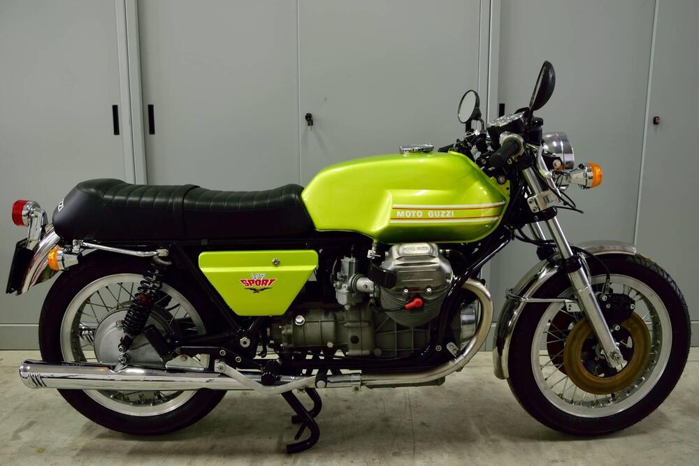 Moto Guzzi V7 Sport 750