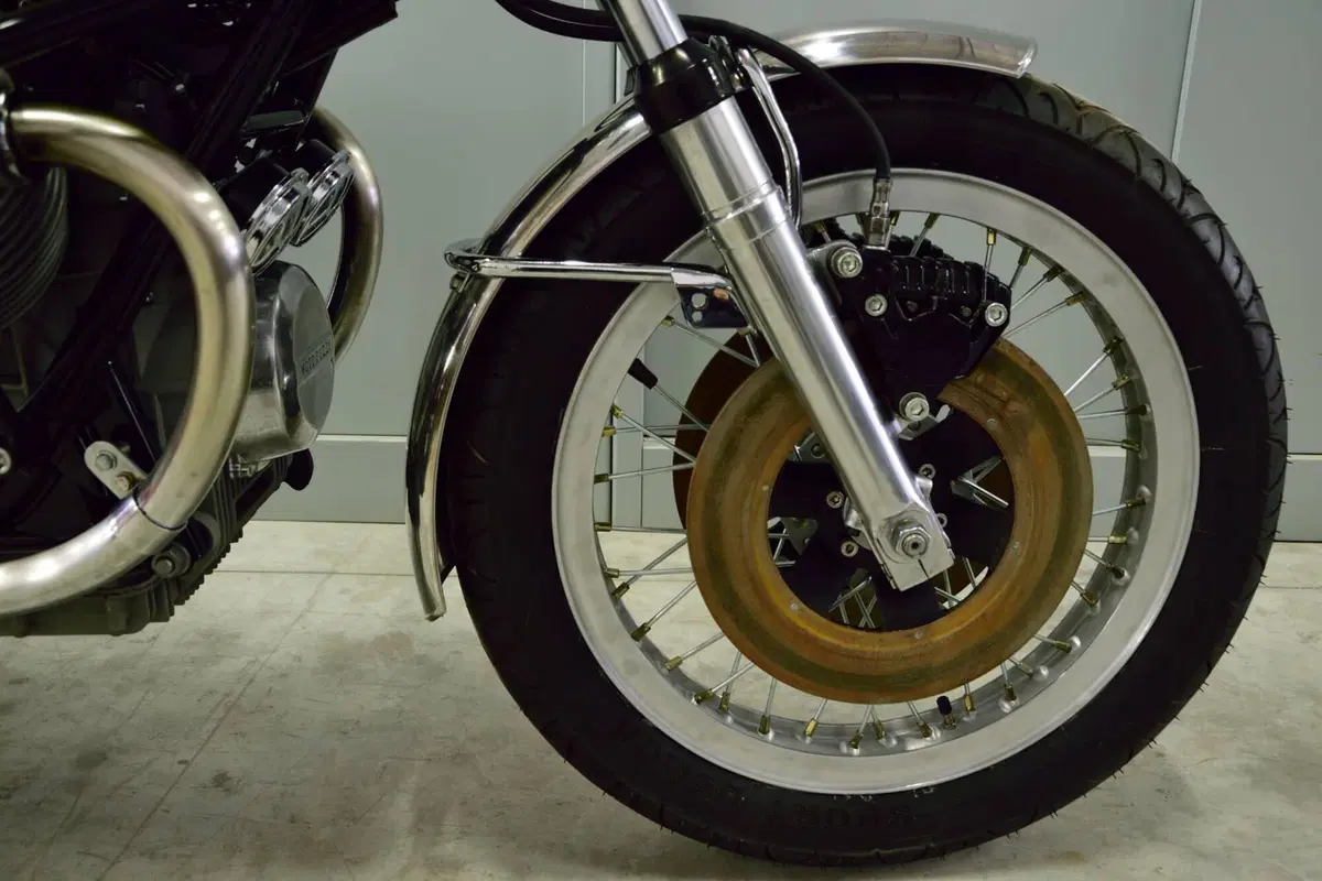 Moto Guzzi V7 Sport 750 Legnano (10)