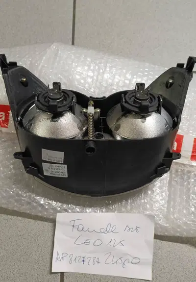 Fanale anteriore per Leonardo 125 scooter Aprilia