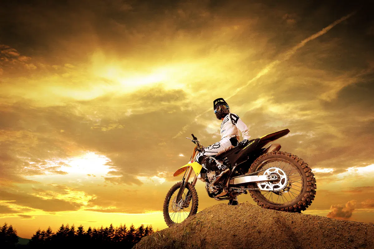 Suzuki RM-Z 2017 (7)