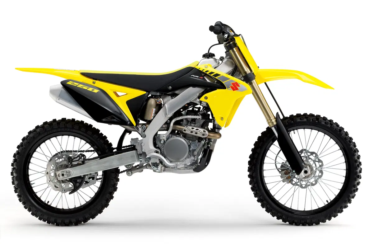 Suzuki RM-Z 2017 (12)