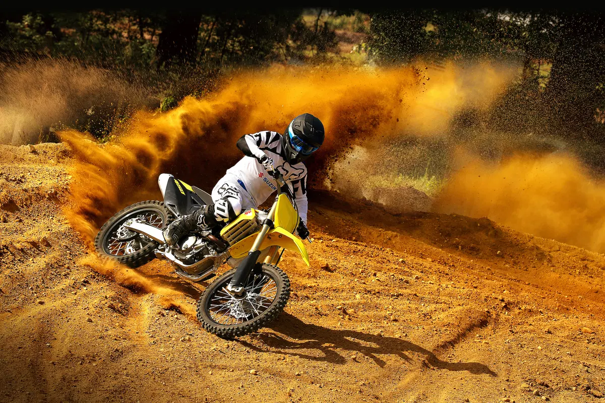Suzuki RM-Z 2017 (17)