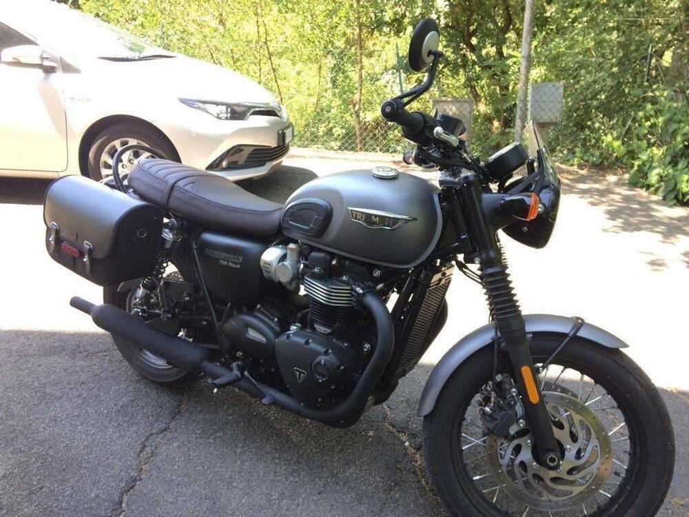 Triumph Bonneville T120 (2016 - 20) (2)