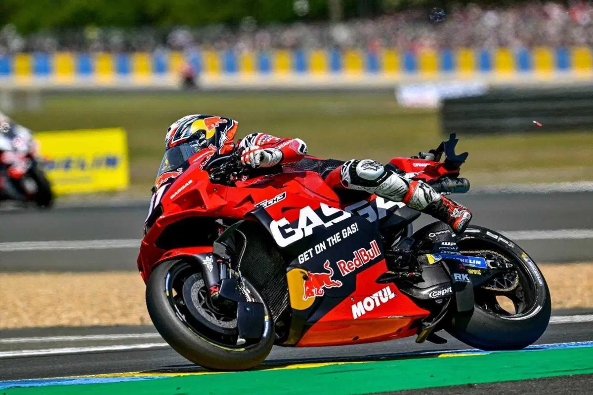Il salvataggio di Pedro Acosta nella Sprint di Le Mans (13)