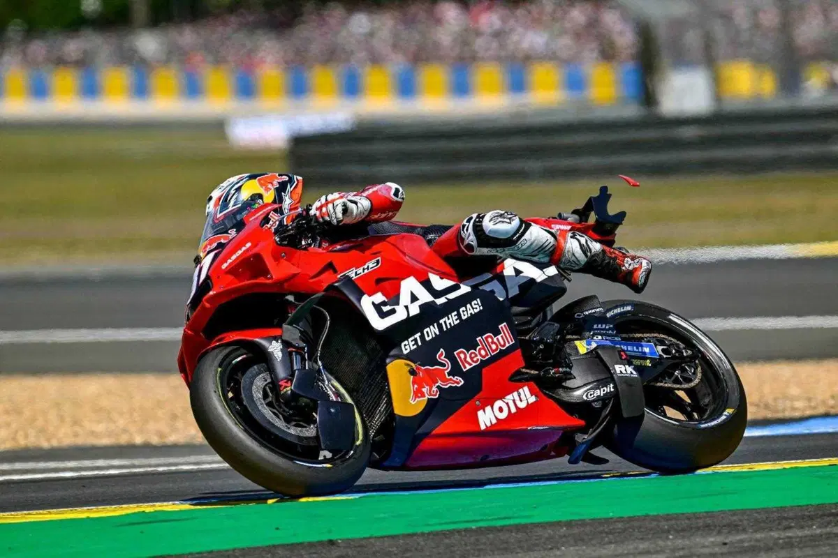 Il salvataggio di Pedro Acosta nella Sprint di Le Mans (15)