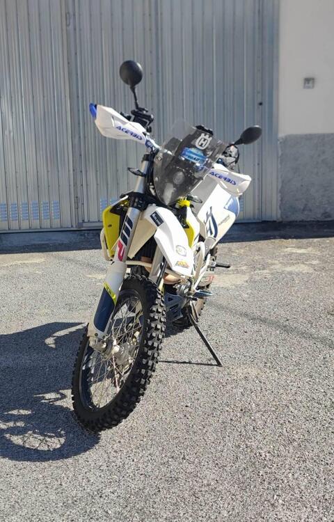 Husqvarna 701 Enduro (2017 - 19) (3)