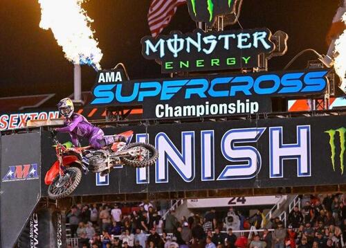 AMA Supercross 202A. A Salt Lake City si assegnano i titoli: Lawrence, Vialle e Hampshire festeggiano! [GALLERY]  (9)