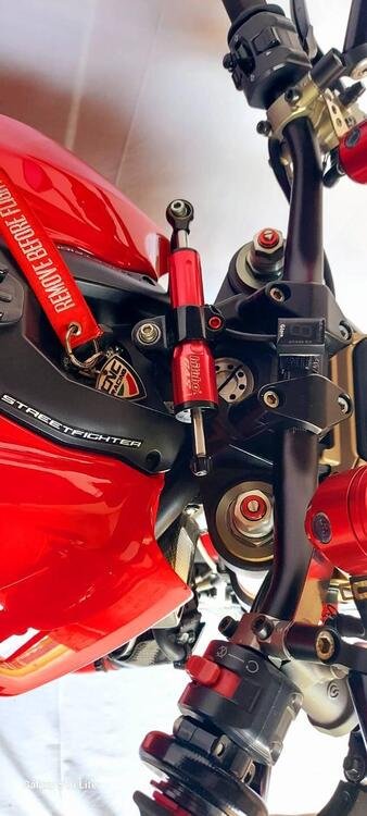 Ducati Streetfighter (2009 - 12) (5)