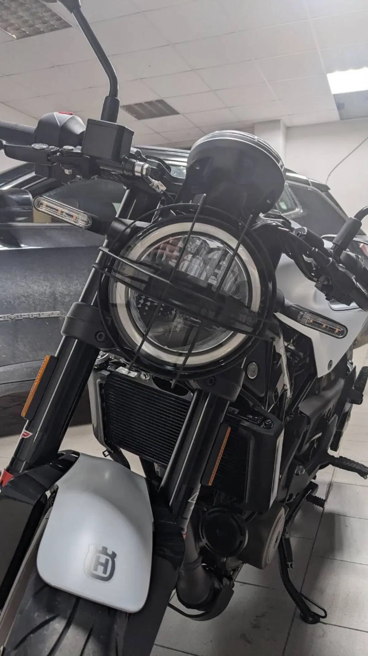 Husqvarna Vitpilen 401 (2021 - 23) (13)