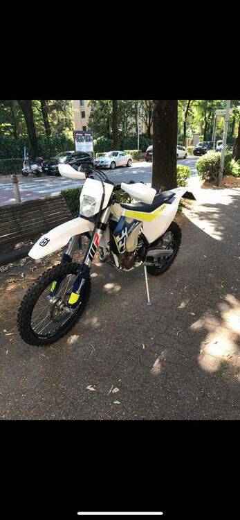 Husqvarna FE 350 (2017) (2)