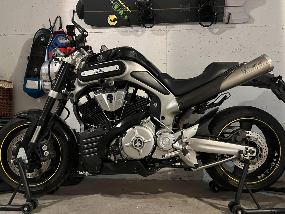 Yamaha MT-01 (2005- 11) (4)