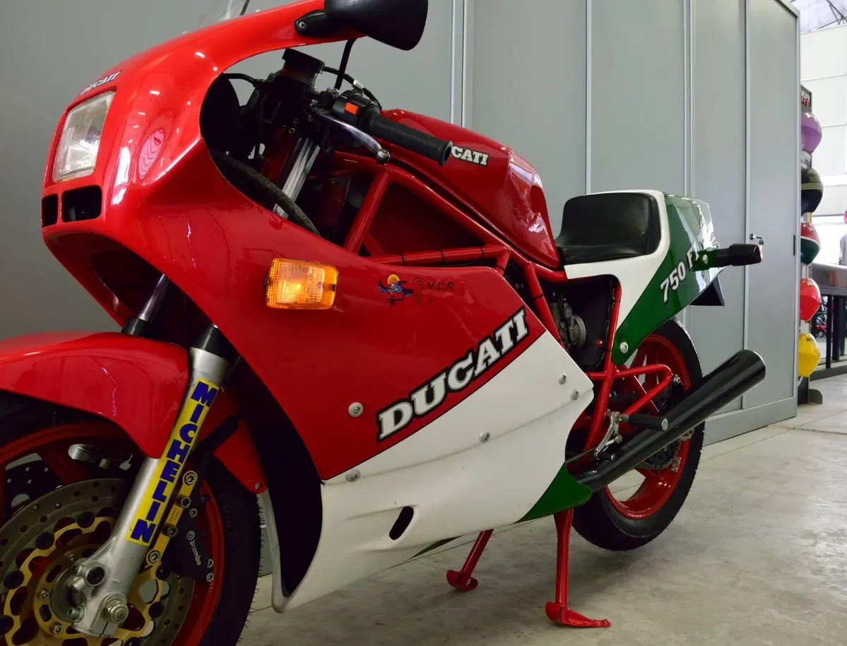 Ducati 750 F1 (3)