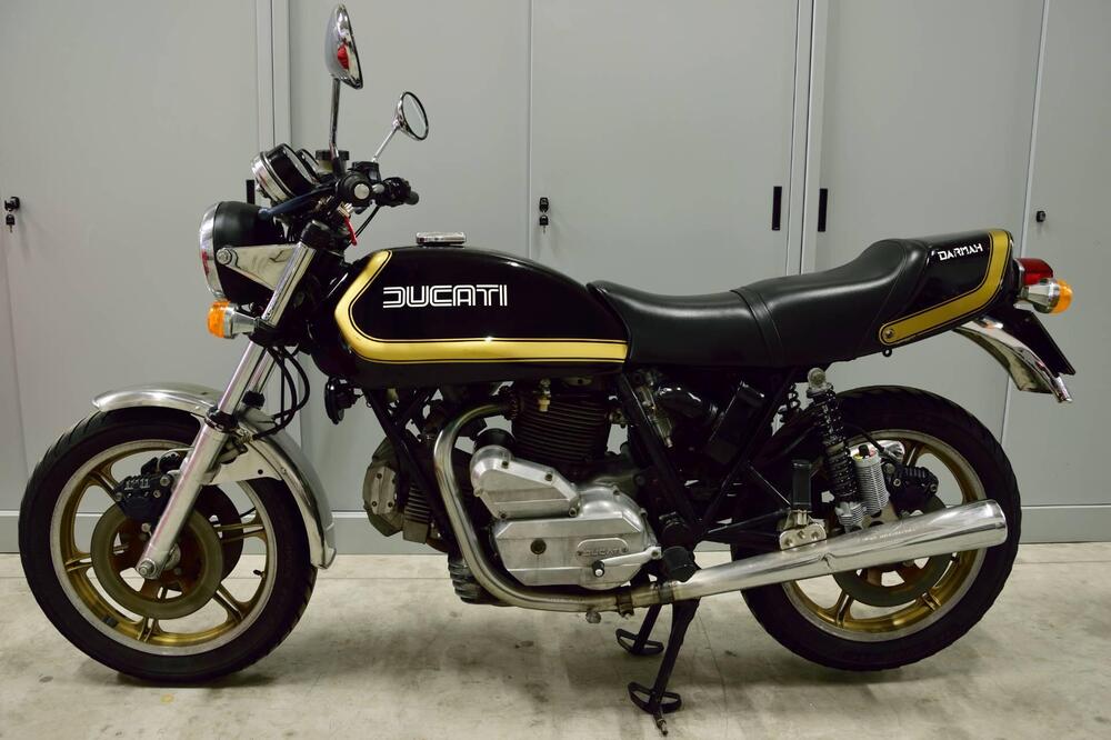 Ducati Darmah 900 (2)