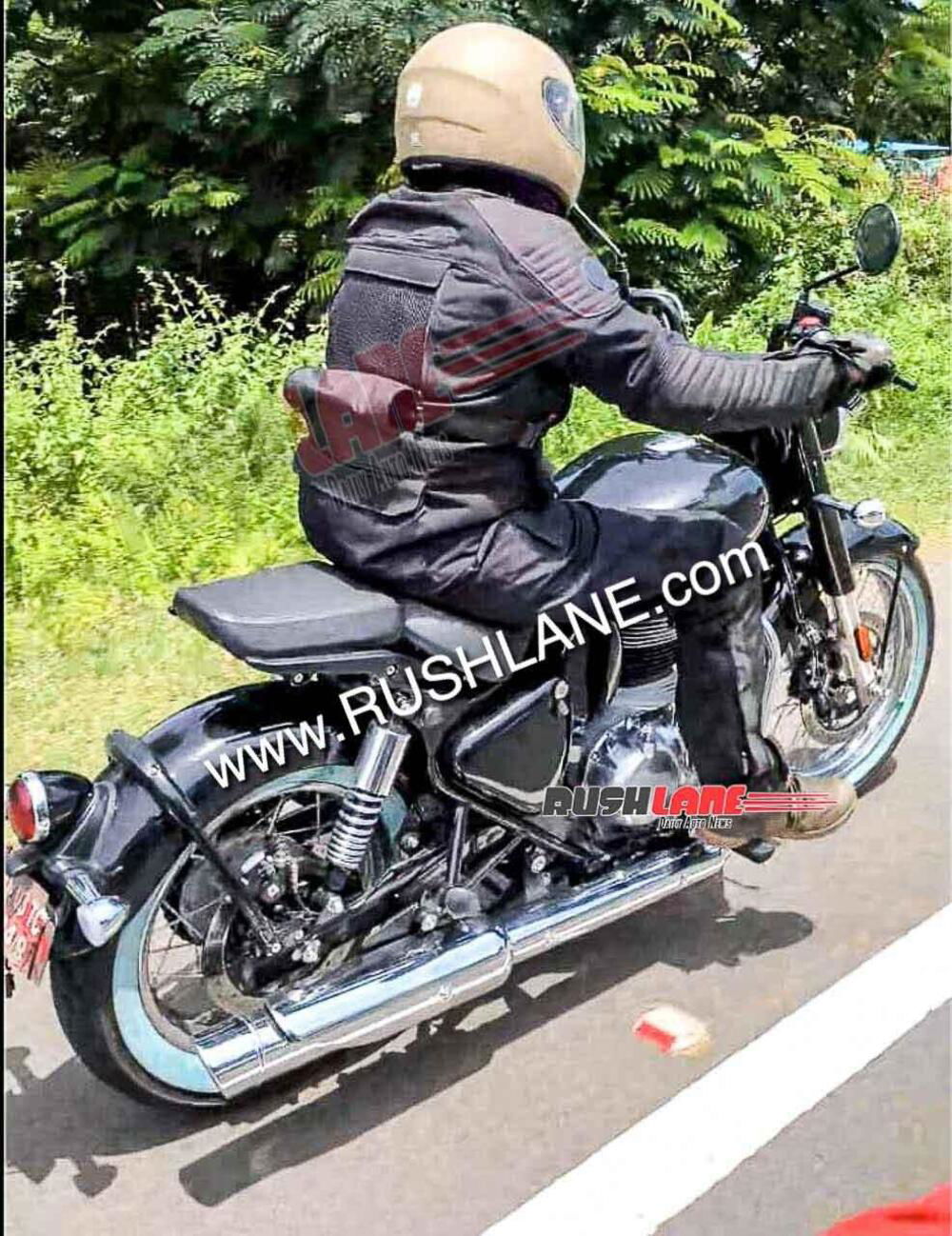 La foto spia della Royal Enfield Classic Goan 350 di Rushlane.com