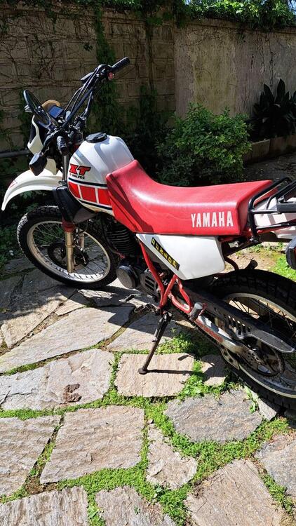 Yamaha XT350