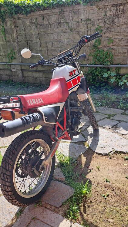 Yamaha XT350 (3)