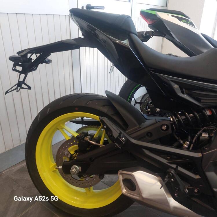 CFMOTO 650NK (2021 - 24) (4)