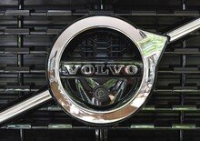Volvo EX60, la nuova elettrica è in arrivo nel 2026 per competere con la Tesla Model Y 