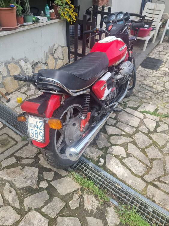 Moto Guzzi 1000sp (2)
