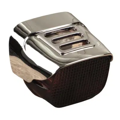 Visor per faro posteriore Kuryakyn 3 asole cromato 