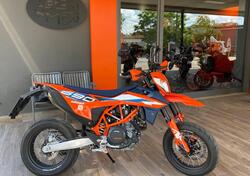 KTM 690 SMC R (2023 - 24) nuova